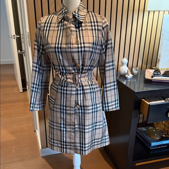 Burberry Beige and black Checkered Trench Coat - Picture 2 of 10